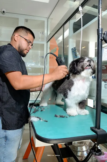 Foto de Dom Centro Veterinário e Pet Shop, uma clínica veterinária em Centro Amazonense